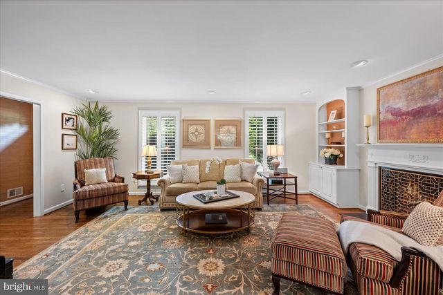 8308 RIVER FALLS DR, Potomac, MD 20854