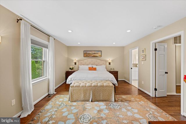 8308 RIVER FALLS DR, Potomac, MD 20854