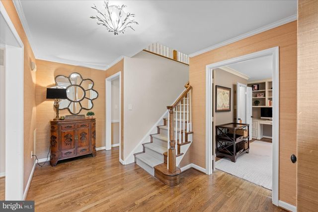 8308 RIVER FALLS DR, Potomac, MD 20854