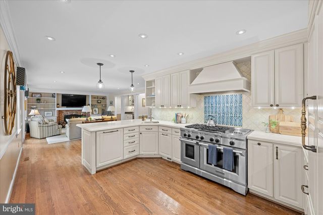 8308 RIVER FALLS DR, Potomac, MD 20854