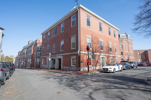 47 Harvard St A309, Boston, MA 02129