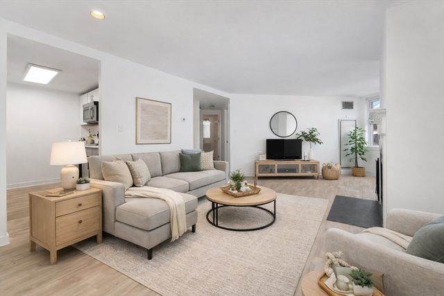 47 Harvard St A309, Boston, MA 02129