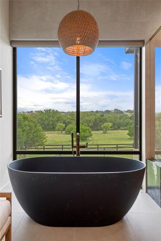 814 The Trails PKWY, Horseshoe Bay, TX 78657