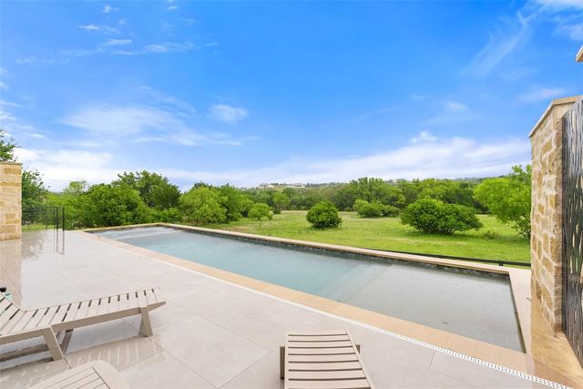 814 The Trails PKWY, Horseshoe Bay, TX 78657