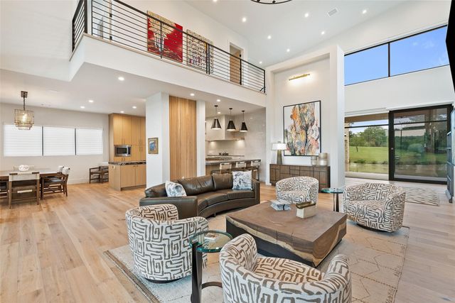 814 The Trails PKWY, Horseshoe Bay, TX 78657