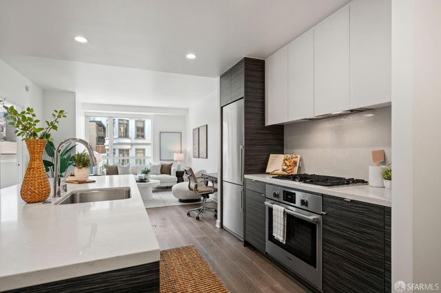 1688 Pine Street W409, San Francisco, CA 94109