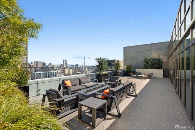 1688 Pine Street W409, San Francisco, CA 94109