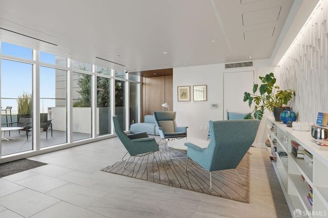 1688 Pine Street W409, San Francisco, CA 94109