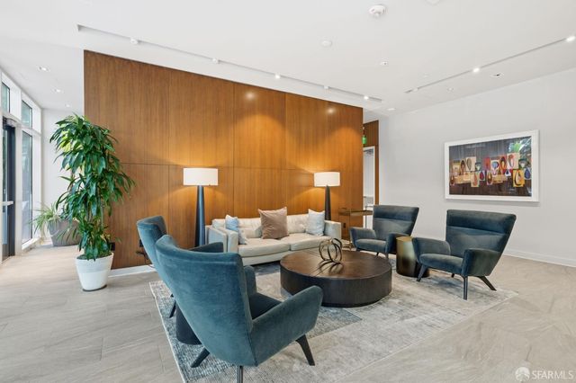 1688 Pine Street W409, San Francisco, CA 94109