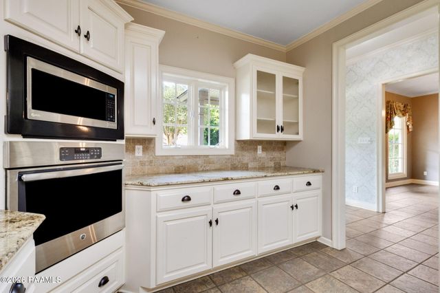 203 Autumn Oak Bend, Lafayette, LA 70508