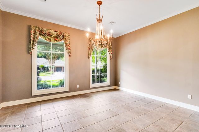 203 Autumn Oak Bend, Lafayette, LA 70508