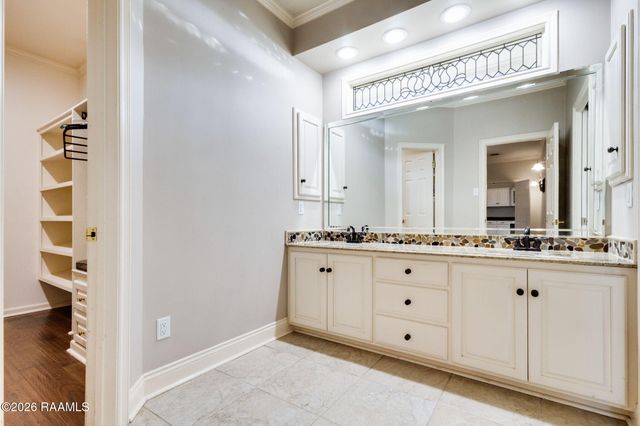 203 Autumn Oak Bend, Lafayette, LA 70508