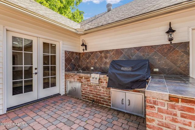203 Autumn Oak Bend, Lafayette, LA 70508