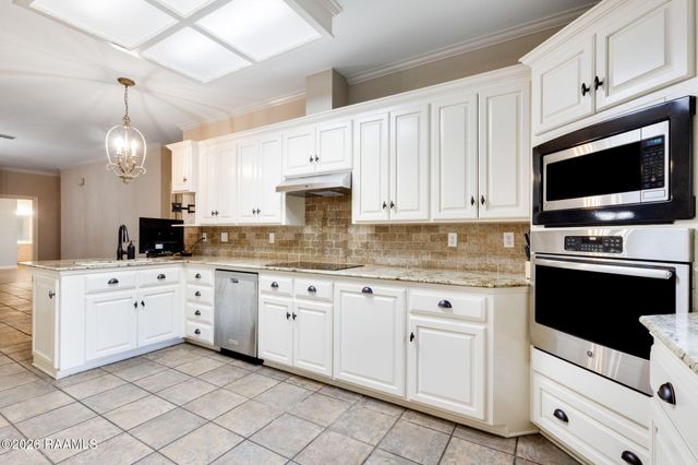 203 Autumn Oak Bend, Lafayette, LA 70508