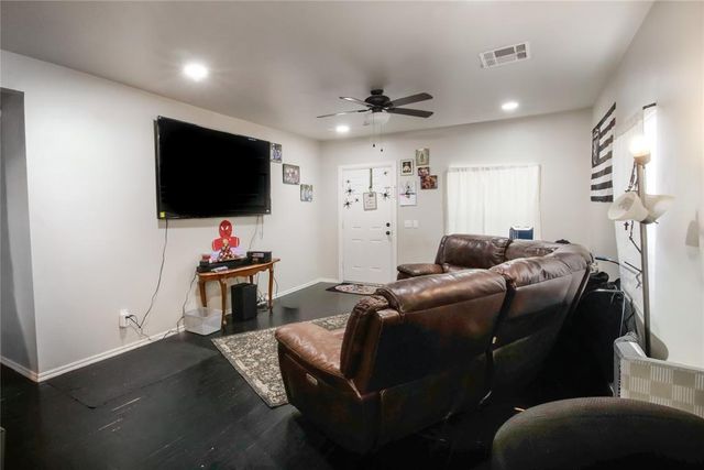 216 SE 40th Street, Oklahoma City, OK 73129