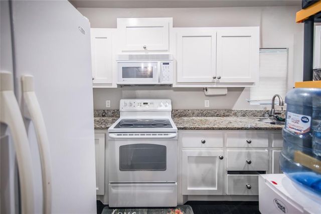 216 SE 40th Street, Oklahoma City, OK 73129