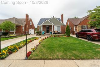 827 N Vernon Street, Dearborn, MI 48128