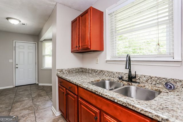 6684 Judy Lane, Riverdale, GA 30296