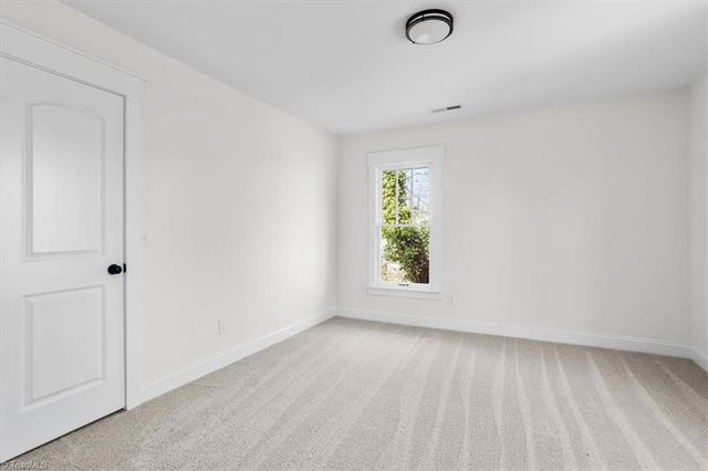 200 Salem Street, Thomasville, NC 27360