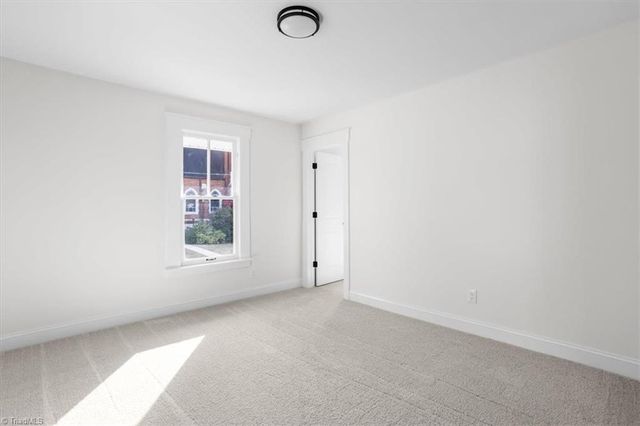 200 Salem Street, Thomasville, NC 27360