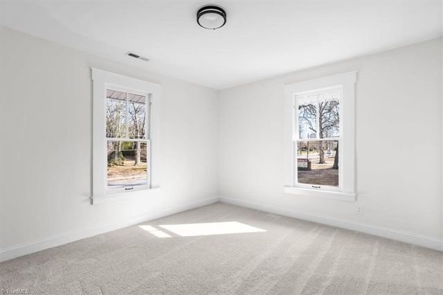 200 Salem Street, Thomasville, NC 27360