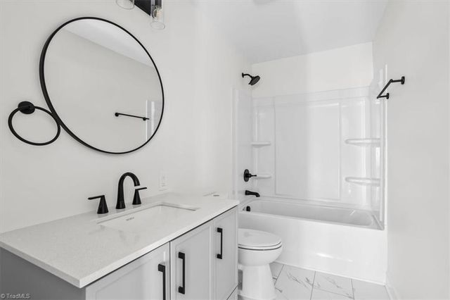 200 Salem Street, Thomasville, NC 27360