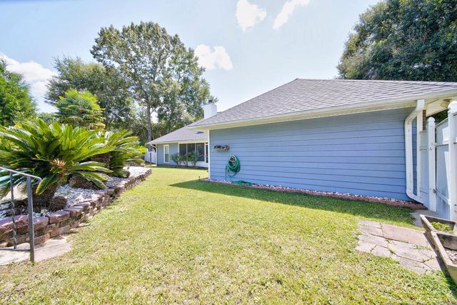3304 Hummingbird Court, Phenix City, AL 36867