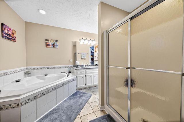 3304 Hummingbird Court, Phenix City, AL 36867