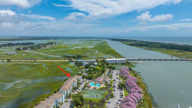 152 W Mariners Cay Drive 152, Folly Beach, SC 29439