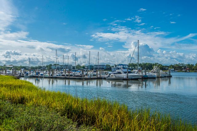 152 W Mariners Cay Drive 152, Folly Beach, SC 29439