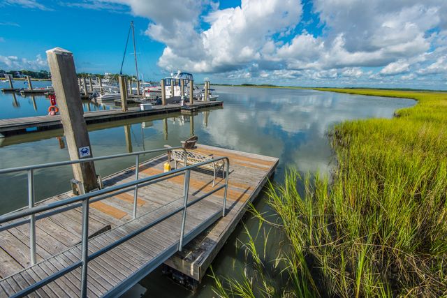 152 W Mariners Cay Drive 152, Folly Beach, SC 29439