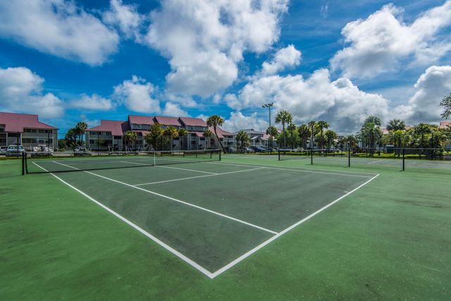 152 W Mariners Cay Drive 152, Folly Beach, SC 29439