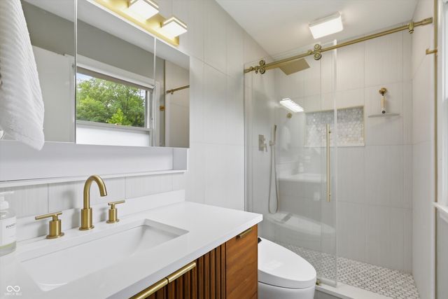 10426 Lasalle Road, Carmel, IN 46033