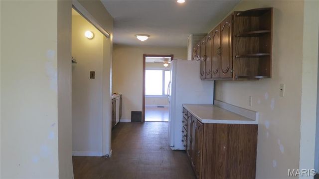 154 S Pence Street, East Alton, IL 62024