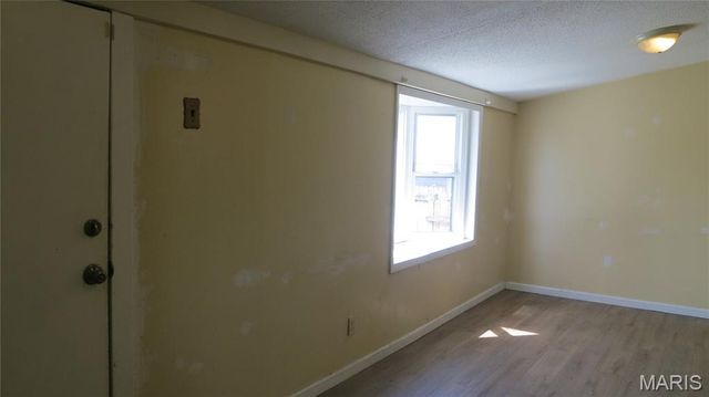 154 S Pence Street, East Alton, IL 62024