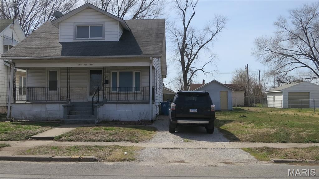 154 S Pence Street, East Alton, IL 62024