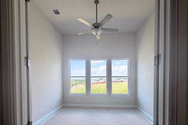 1633 Oak Trail Drive, Fort Worth, TX 76008