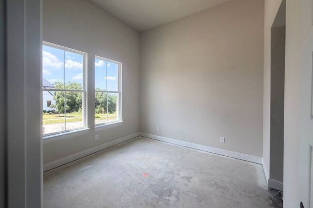 1633 Oak Trail Drive, Fort Worth, TX 76008