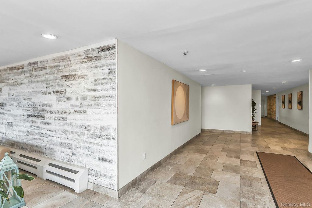 840 Shore Road 3 E, Long Beach, NY 11561 — photo 4