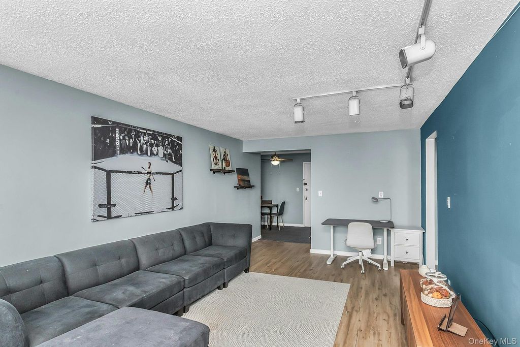 840 Shore Road 3 E, Long Beach, NY 11561 — photo 5