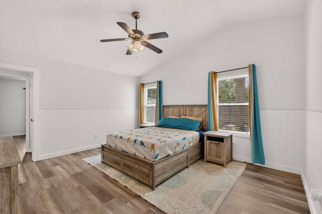 417 Creekmeadow Lane, Lewisville, TX 75067