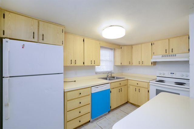 1143 85TH TERRACE N D, St Petersburg, FL 33702