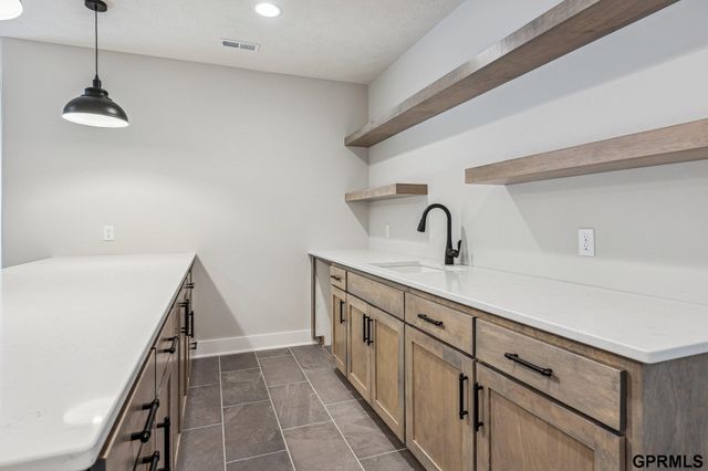 3640 S 218th Avenue, Elkhorn, NE 68022