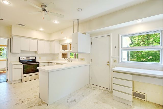 25 Brookway Road, Providence, RI 02906