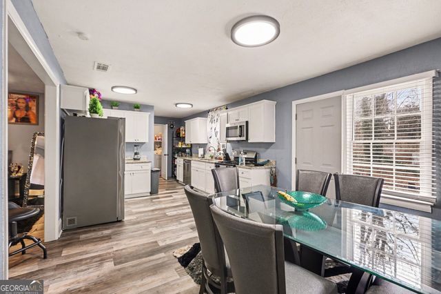 7133 Carolyn Circle, Lithia Springs, GA 30122