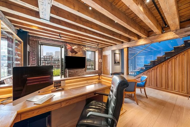 436 Lewis Wharf 436, Boston, MA 02110