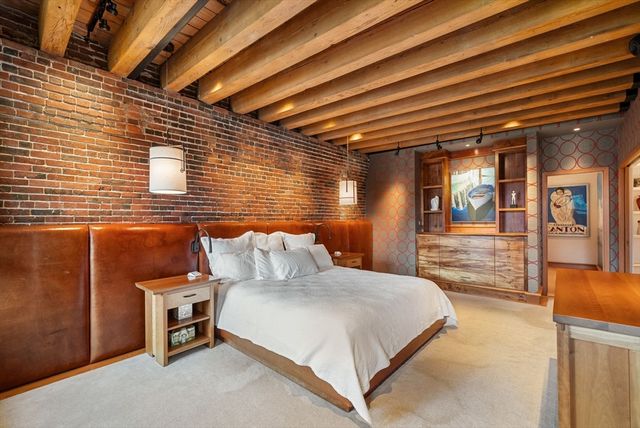 436 Lewis Wharf 436, Boston, MA 02110