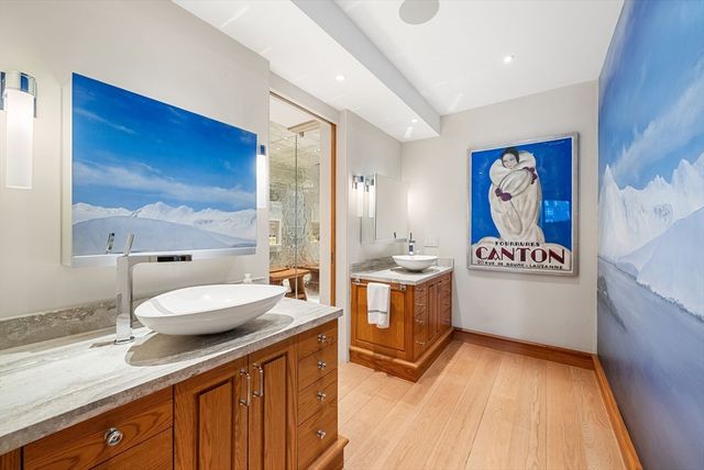 436 Lewis Wharf 436, Boston, MA 02110