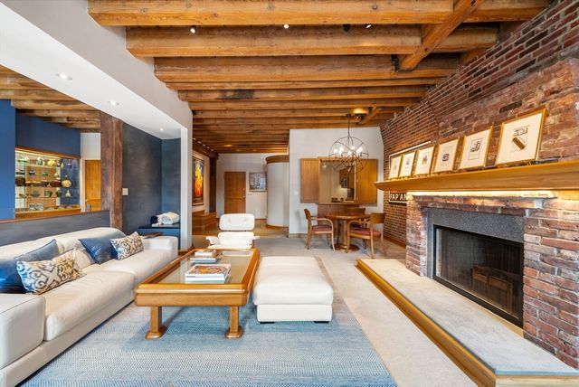 436 Lewis Wharf 436, Boston, MA 02110