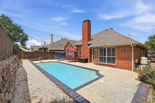 9427 Ponderosa Trail, Irving, TX 75063